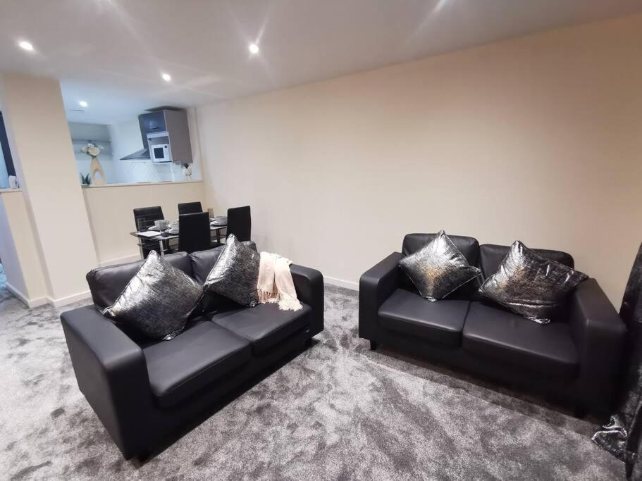 Paramount City View Swindon Extérieur photo