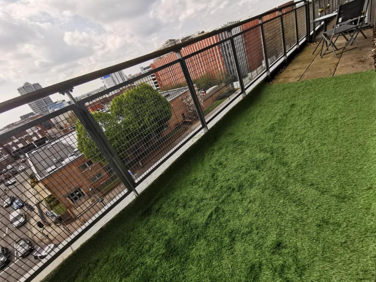 Paramount City View Swindon Extérieur photo